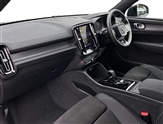Volvo XC40 Image 2