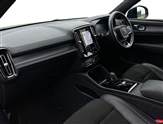 Volvo XC40 Image 2