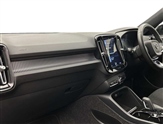 Volvo XC40 Image 2