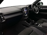 Volvo XC40 Image 2