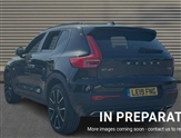 Volvo XC40 Image 2