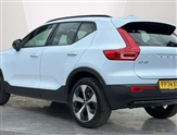 Volvo XC40 Image 2