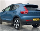 Volvo XC40 Image 2