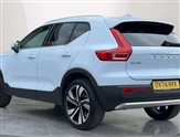 Volvo XC40 Image 2