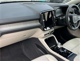 Volvo XC40 Image 4