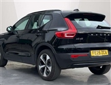 Volvo XC40 Image 2
