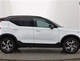 Volvo XC40 Image 2