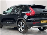 Volvo XC40 Image 2