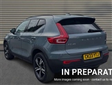 Volvo XC40 Image 2