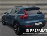 Volvo XC40 Image 2