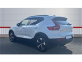Volvo XC40 Image 2
