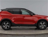 Volvo XC40 Image 2