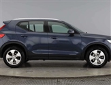 Volvo XC40 Image 2