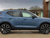 Volvo XC40 Image 2