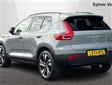 Volvo XC40 Image 2