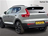 Volvo XC40 Image 2
