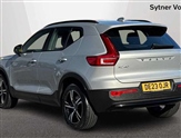 Volvo XC40 Image 2