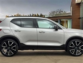 Volvo XC40 Image 2