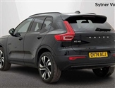 Volvo XC40 Image 2