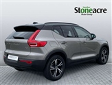 Volvo XC40 Image 2