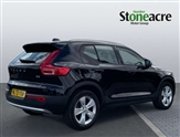 Volvo XC40 Image 2