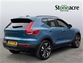 Volvo XC40 Image 2