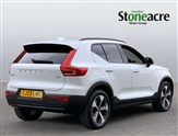 Volvo XC40 Image 2