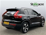 Volvo XC40 Image 2