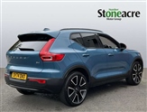 Volvo XC40 Image 2