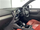 Volvo XC40 Image 2