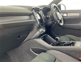 Volvo XC40 Image 2