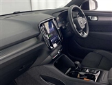 Volvo XC40 Image 2