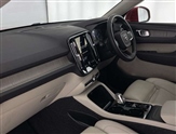 Volvo XC40 Image 2