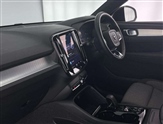 Volvo XC40 Image 2