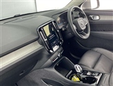 Volvo XC40 Image 2