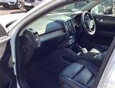 Volvo XC40 Image 2