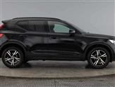 Volvo XC40 Image 2