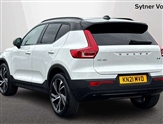 Volvo XC40 Image 2