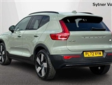 Volvo XC40 Image 2