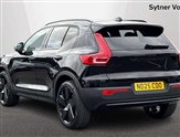 Volvo XC40 Image 2