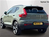 Volvo XC40 Image 2