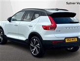 Volvo XC40 Image 2