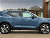Volvo XC40 Image 2
