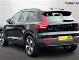 Volvo XC40 Image 2
