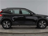 Volvo XC40 Image 2