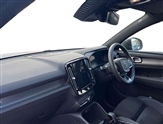 Volvo XC40 Image 2