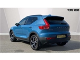 Volvo XC40 Image 2