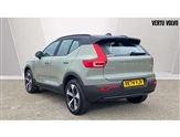 Volvo XC40 Image 2