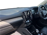 Volvo XC40 Image 2