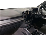 Volvo XC40 Image 2